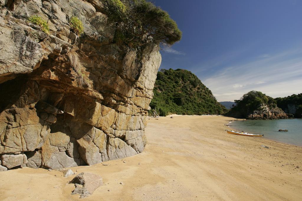 The Bay Lodge Pohara Buitenkant foto