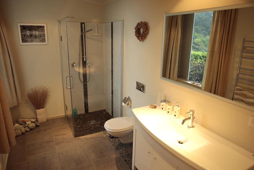 The Bay Lodge Pohara Kamer foto
